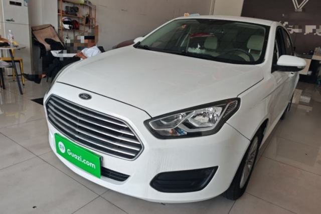 Ford Escort 2017 Revised Version 1.5L Manual Comfort Edition с пробегом