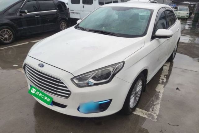 Ford Escort 2017 Revised Version 1.5L Automatic Comfort Edition d’occasion