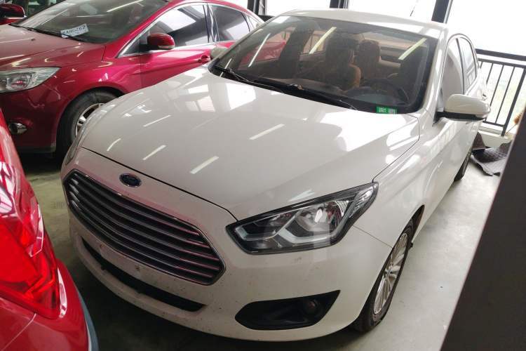 Used Ford Escort 2017 1.5L Automatic Comfort Model Guazi used car, China used car export, Used car for sale, Used Ford cars, Cheapest cars for sale