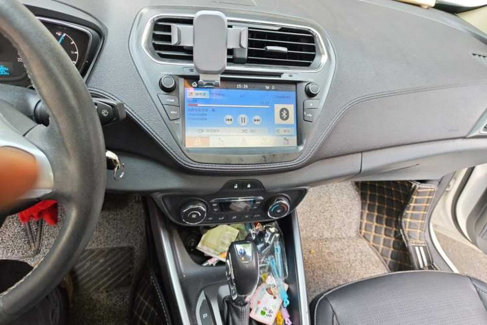 Used Ford Escort 2017 Happiness Edition 1.5L Automatic Fashion Version Audio And AC Panel
