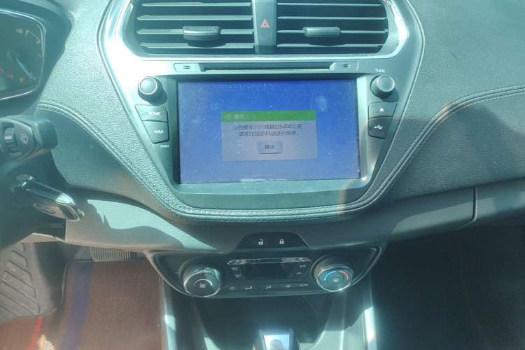 Used Ford Escort 2017 Happiness Edition 1.5L Automatic Fashion Version Audio And AC Panel