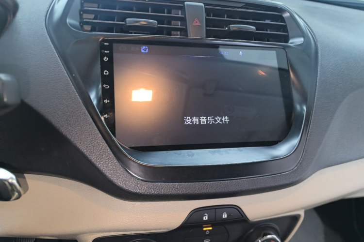 Used Ford Escort 2017 1.5L Manual Comfort Model Audio And AC Panel