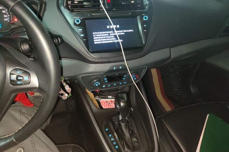 Used Ford Escort 2017 Happiness Edition 1.5L Automatic Fashion Version Audio And AC Panel