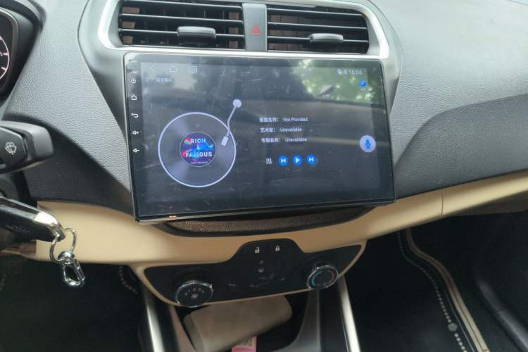 Used Ford Escort 2017 1.5L Manual Comfort Model Audio And AC Panel