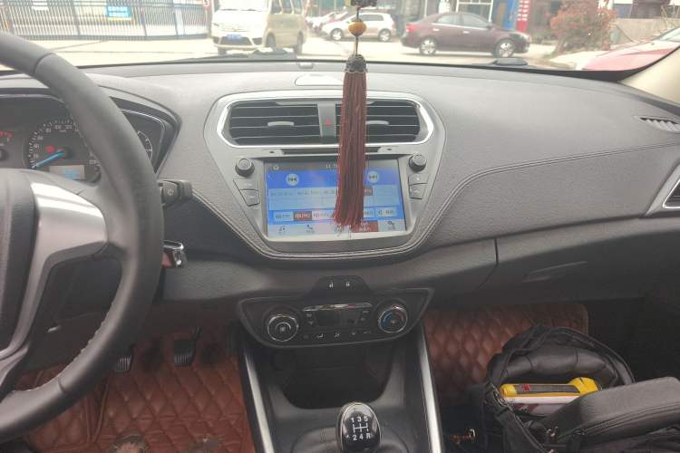 Used Ford Escort 2017 Happy Edition 1.5L Manual Fashion Model Audio And AC Panel