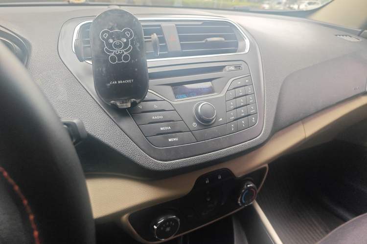Used Ford Escort 2017 1.5L Manual Comfort Model Audio And AC Panel