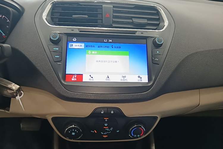 Used Ford Escort 2017 Revised Version 1.5L Automatic Comfort Edition Audio And AC Panel
