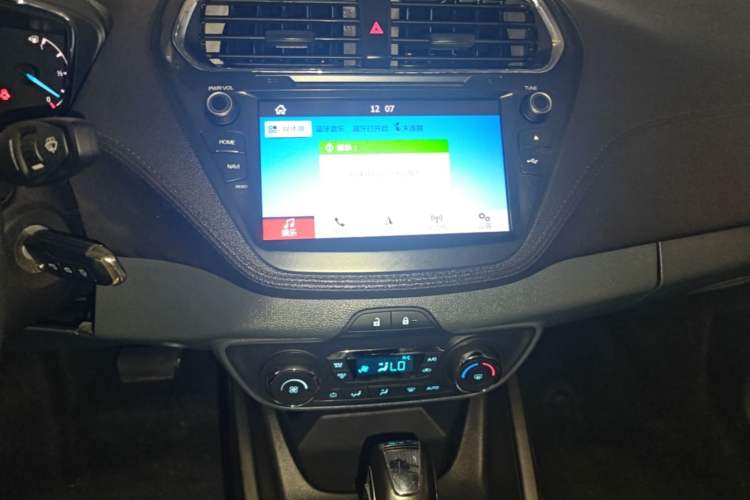 Used Ford Escort 2017 Happiness Edition 1.5L Automatic Fashion Version Audio And AC Panel