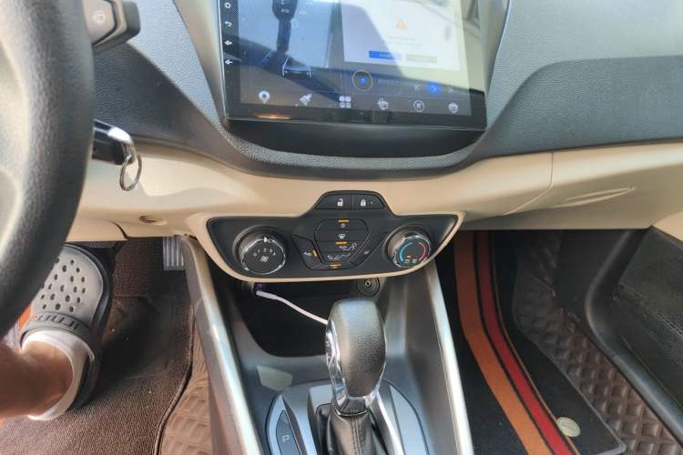 Used Ford Escort 2017 Revised Version 1.5L Automatic Comfort Edition Audio And AC Panel