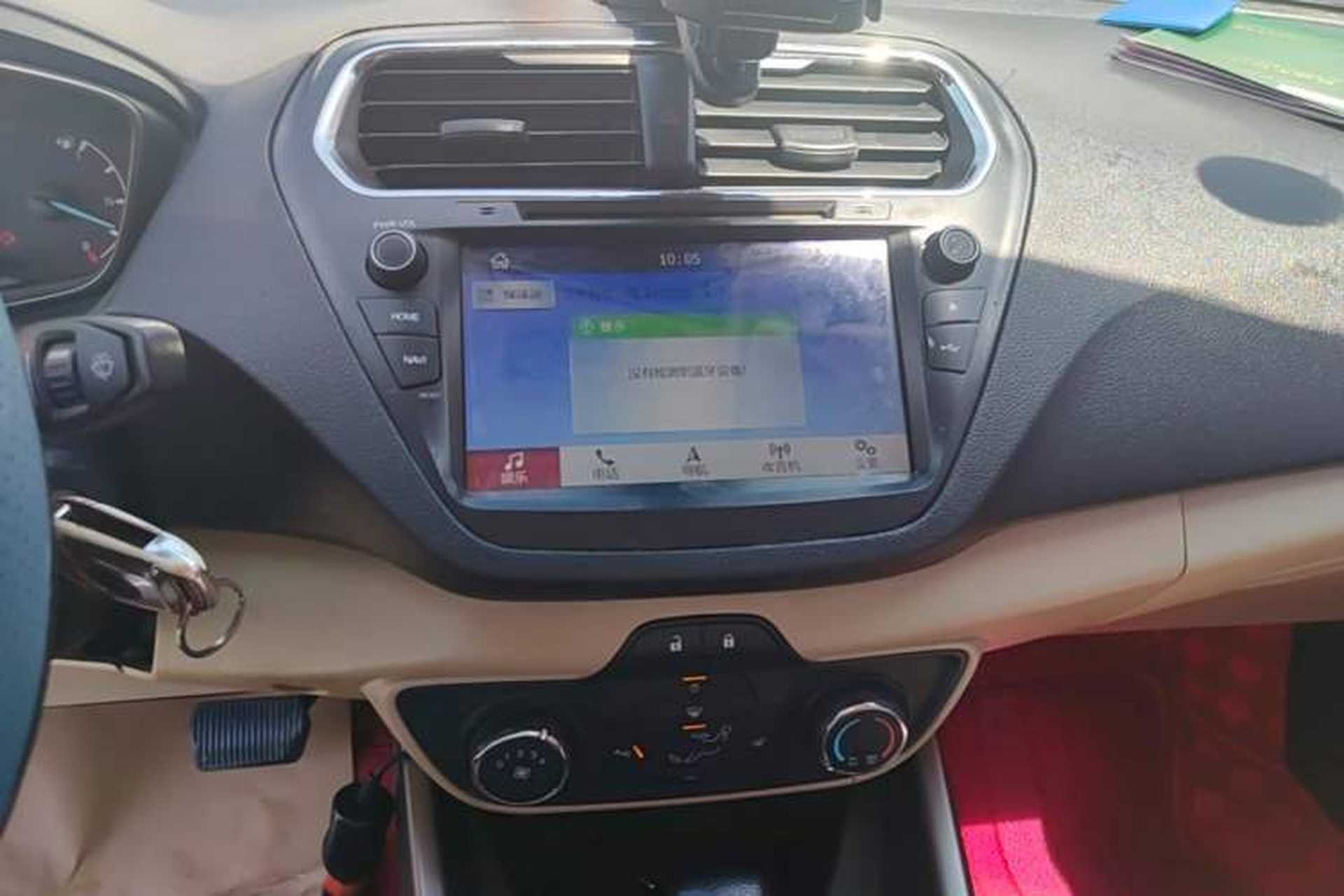 Used Ford Escort 2017 Revised Version 1.5L Automatic Comfort Edition Audio And AC Panel