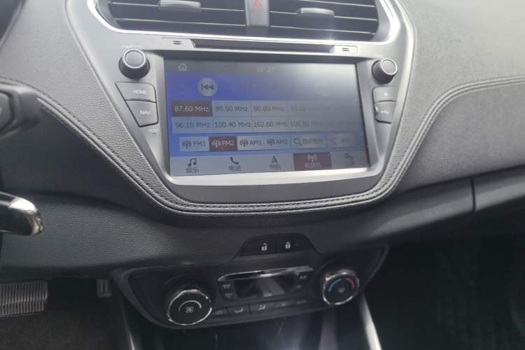 Used Ford Escort 2017 Happiness Edition 1.5L Automatic Fashion Version Audio And AC Panel