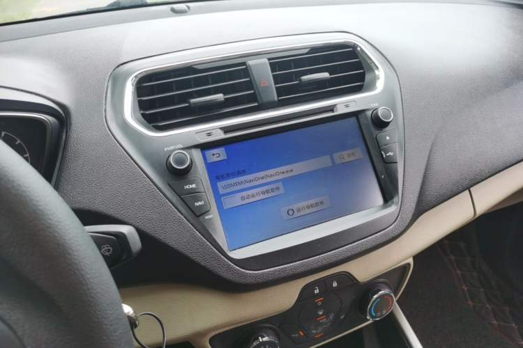 Used Ford Escort 2017 Revised Version 1.5L Automatic Comfort Edition Audio And AC Panel