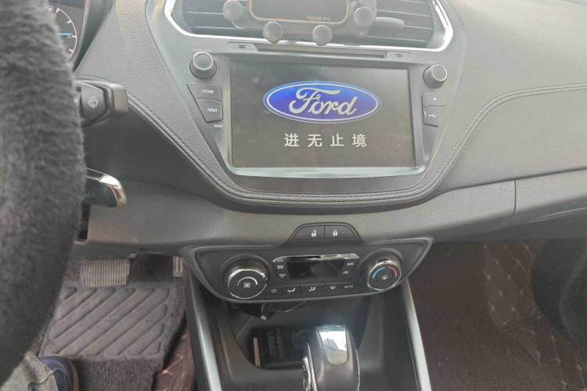 Used Ford Escort 2017 Happiness Edition 1.5L Automatic Fashion Version Audio And AC Panel
