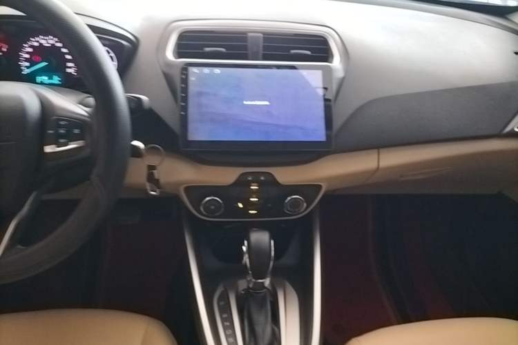 Used Ford Escort 2017 Revised Version 1.5L Automatic Comfort Edition Audio And AC Panel