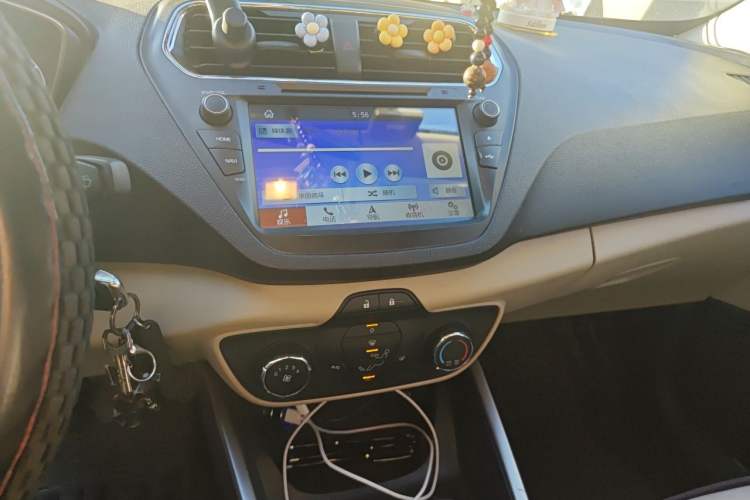 Used Ford Escort 2017 Revised Version 1.5L Manual Comfort Edition Audio And AC Panel