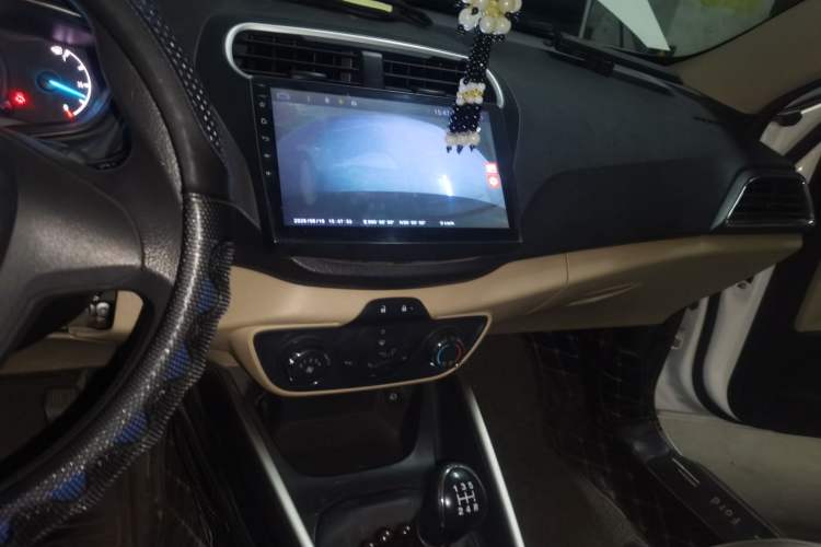 Used Ford Escort 2017 1.5L Manual Comfort Model Audio And AC Panel
