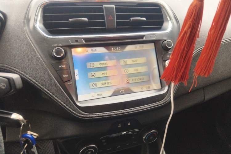 Used Ford Escort 2017 Happy Edition 1.5L Manual Fashion Model Audio And AC Panel