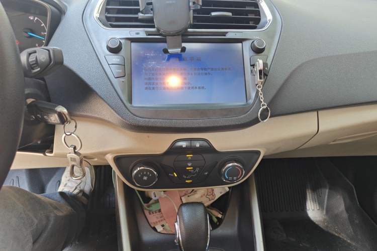 Used Ford Escort 2017 1.5L Automatic Comfort Model Audio And AC Panel