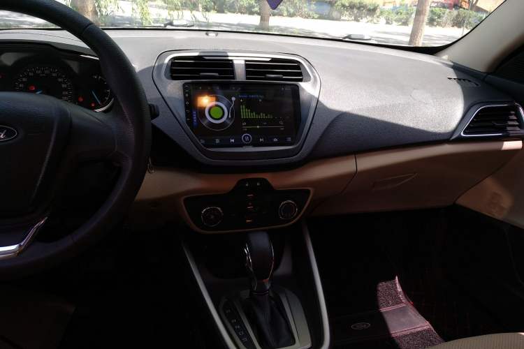 Used Ford Escort 2017 1.5L Automatic Comfort Model Audio And AC Panel