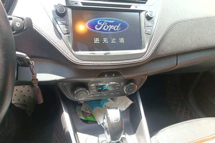 Used Ford Escort 2017 Happiness Edition 1.5L Automatic Fashion Version Audio And AC Panel