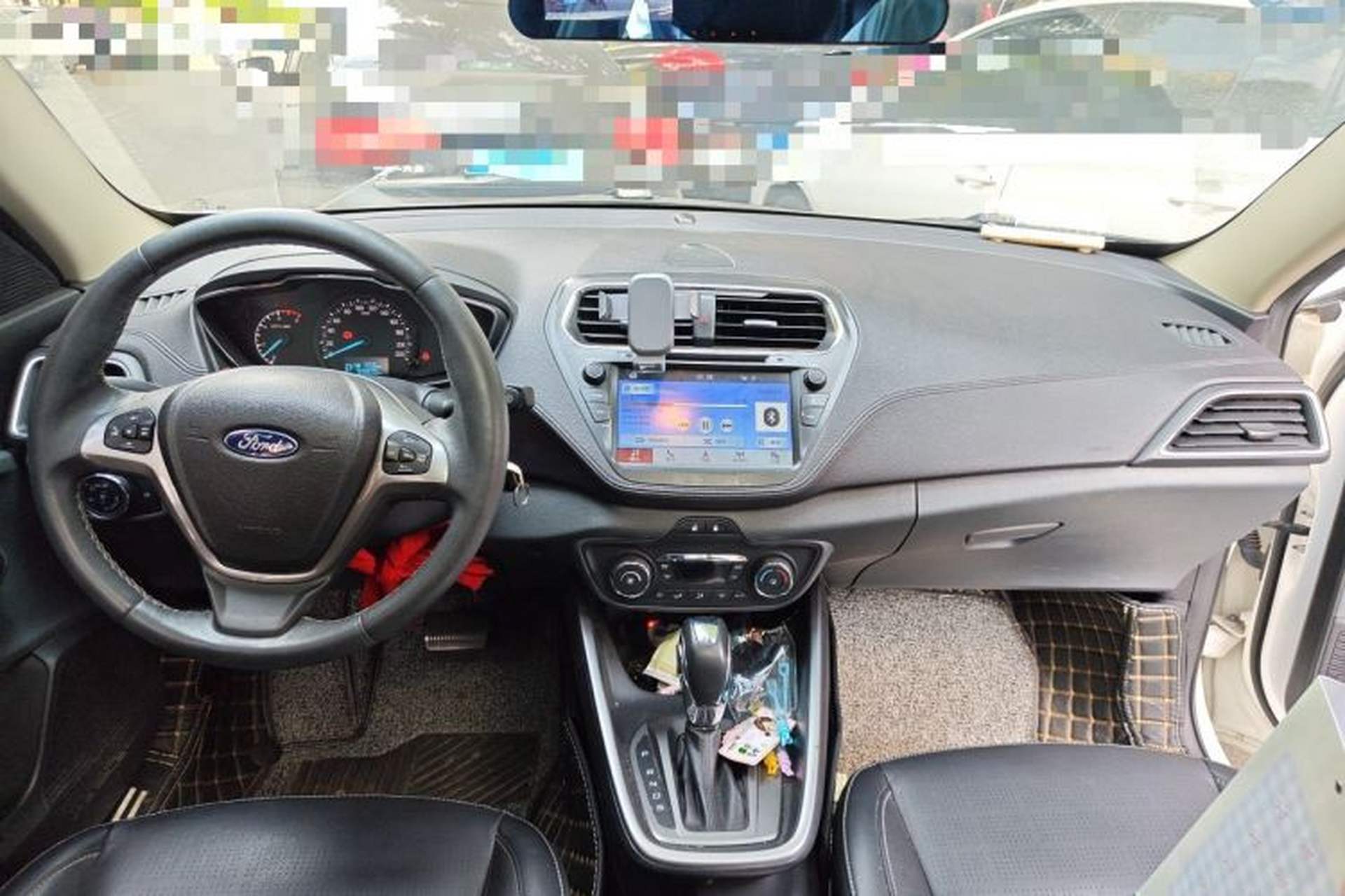 Used Ford Escort 2017 Happiness Edition 1.5L Automatic Fashion Version Center Console