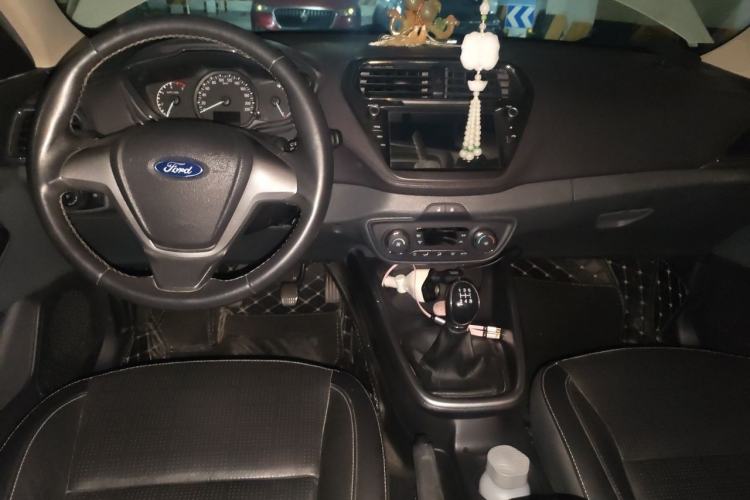 Used Ford Escort 2017 Happy Edition 1.5L Manual Fashion Model Center Console