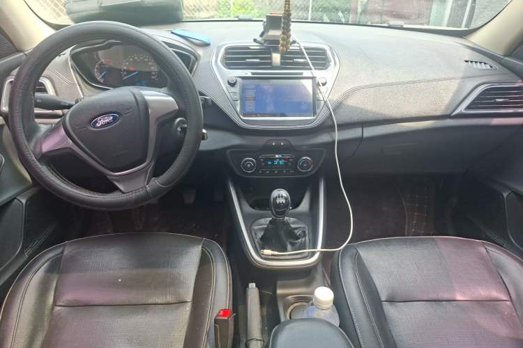 Used Ford Escort 2017 Happy Edition 1.5L Manual Fashion Model Center Console
