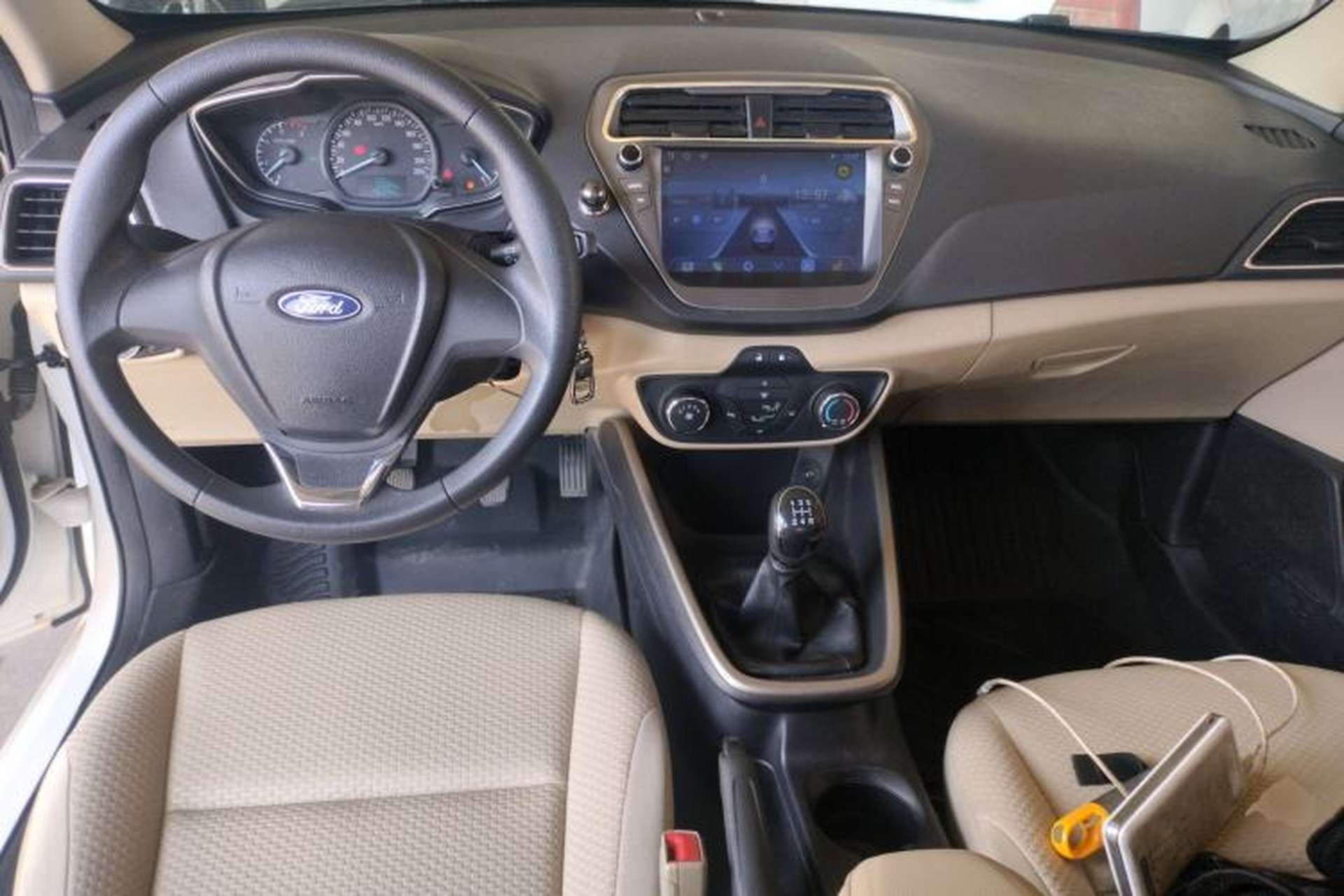 Used Ford Escort 2017 Revised Version 1.5L Manual Comfort Edition Center Console