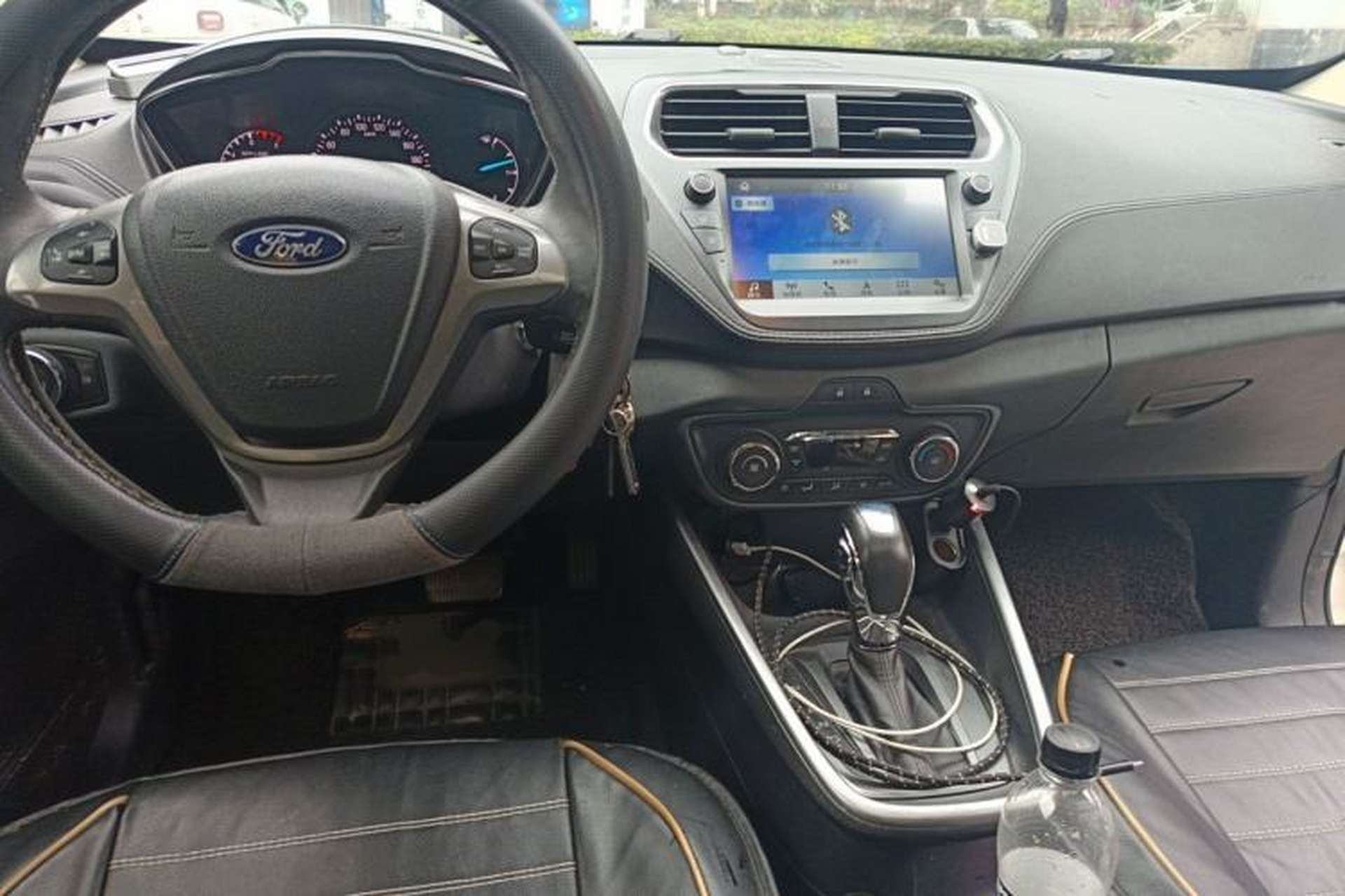 Used Ford Escort 2017 Happiness Edition 1.5L Automatic Fashion Version Center Console