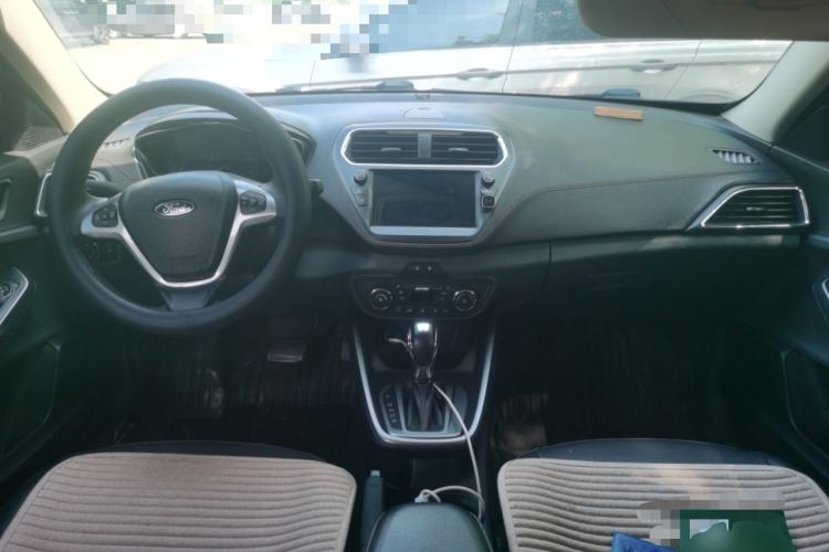 Used Ford Escort 2017 Happiness Edition 1.5L Automatic Fashion Version Center Console