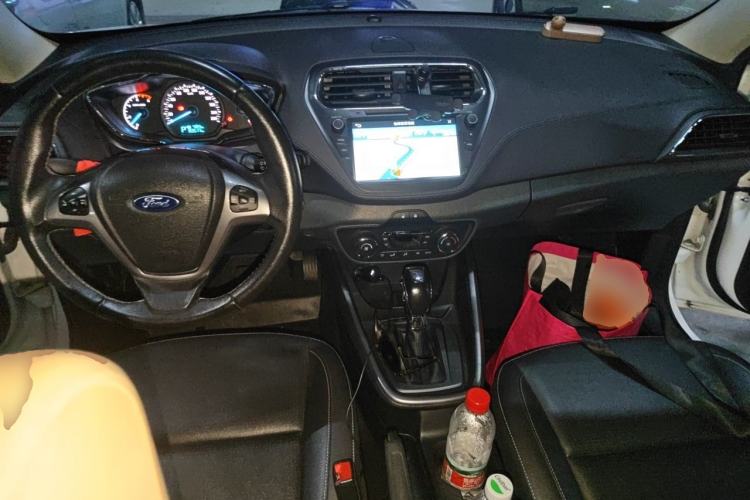 Used Ford Escort 2017 Happiness Edition 1.5L Automatic Fashion Version Center Console