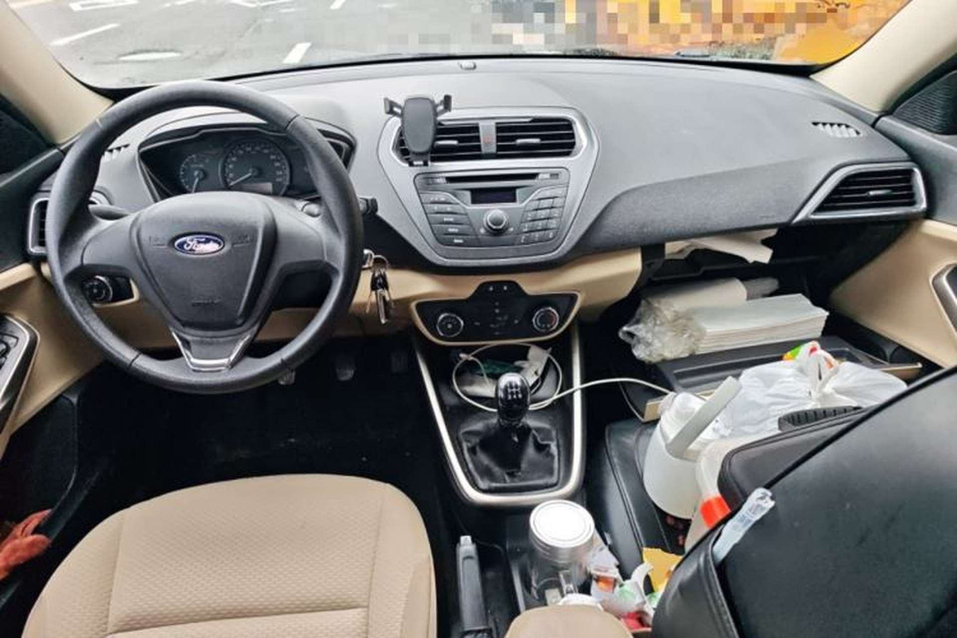 Used Ford Escort 2017 Revised Version 1.5L Manual Comfort Edition Center Console
