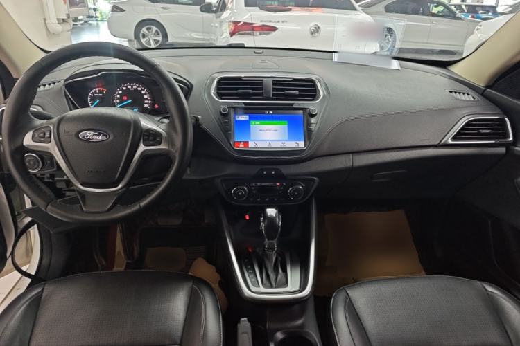 Used Ford Escort 2017 Happiness Edition 1.5L Automatic Fashion Version Center Console