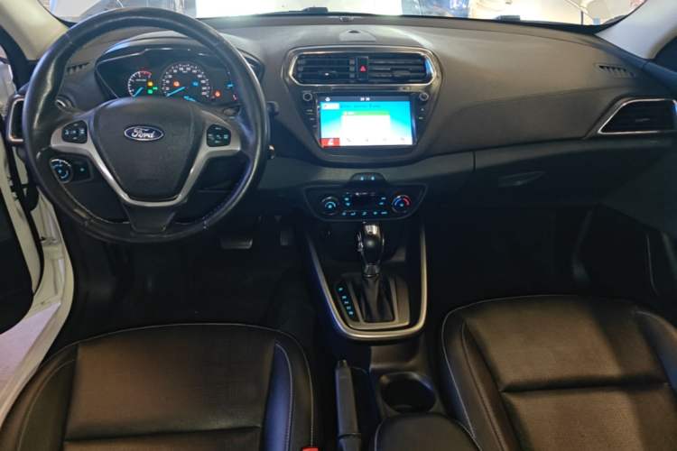 Used Ford Escort 2017 Happiness Edition 1.5L Automatic Fashion Version Center Console