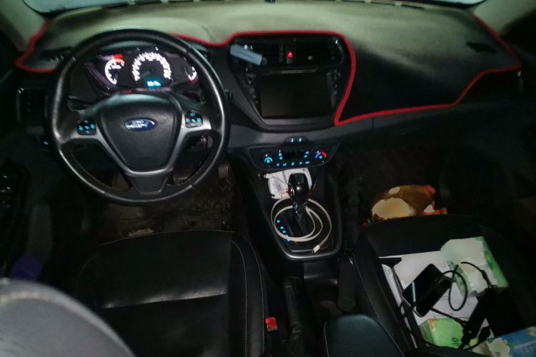 Used Ford Escort 2017 Happiness Edition 1.5L Automatic Fashion Version Center Console