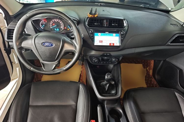 Used Ford Escort 2017 Happy Edition 1.5L Manual Fashion Model Center Console