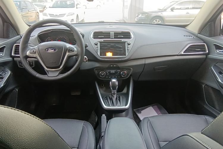 Used Ford Escort 2017 Happiness Edition 1.5L Automatic Fashion Version Center Console