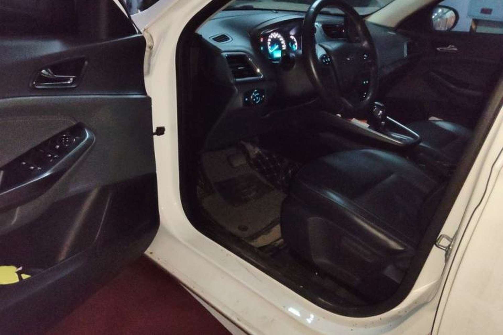 Used Ford Escort 2017 Happiness Edition 1.5L Automatic Fashion Version Driver Seat