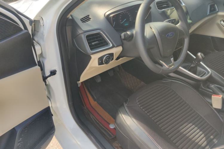 Used Ford Escort 2017 1.5L Manual Comfort Model Driver Seat