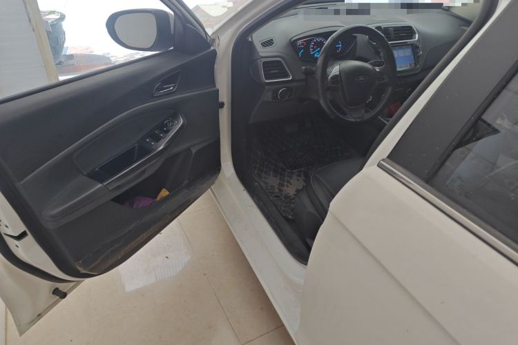 Used Ford Escort 2017 Happiness Edition 1.5L Automatic Fashion Version Driver Seat
