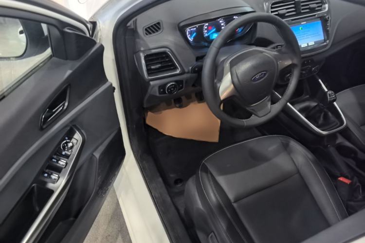 Used Ford Escort 2017 Happy Edition 1.5L Manual Fashion Model Driver Seat