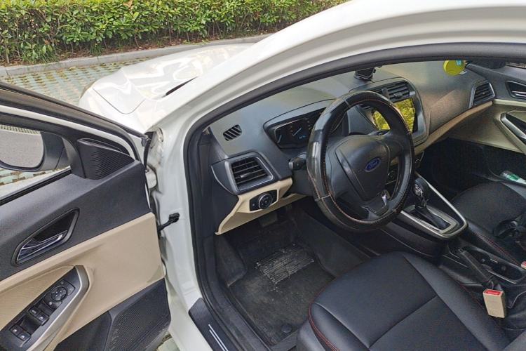 Used Ford Escort 2017 Revised Version 1.5L Automatic Comfort Edition Driver Seat