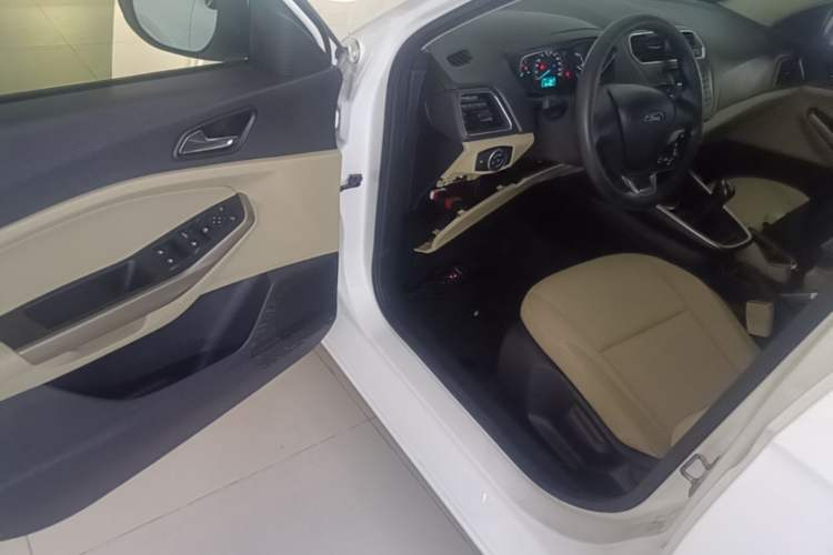 Used Ford Escort 2017 Revised Version 1.5L Manual Comfort Edition Driver Seat