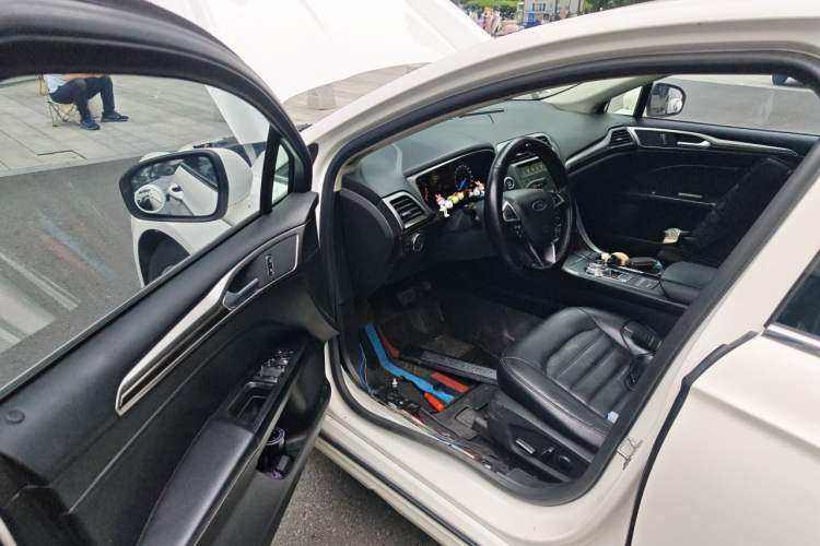 Used Ford Escort 2017 EcoBoost 180 Stylish Model Driver Seat