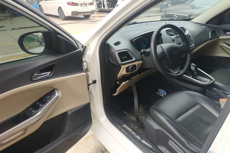 Used Ford Escort 2017 Revised Version 1.5L Automatic Comfort Edition Driver Seat
