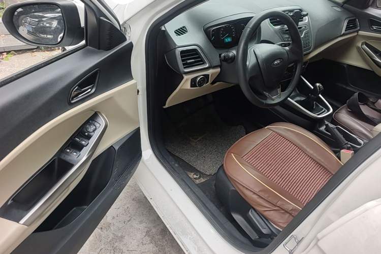 Used Ford Escort 2017 Revised Version 1.5L Manual Comfort Edition Driver Seat