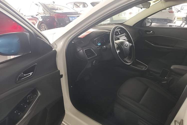 Used Ford Escort 2017 Happiness Edition 1.5L Automatic Fashion Version Driver Seat
