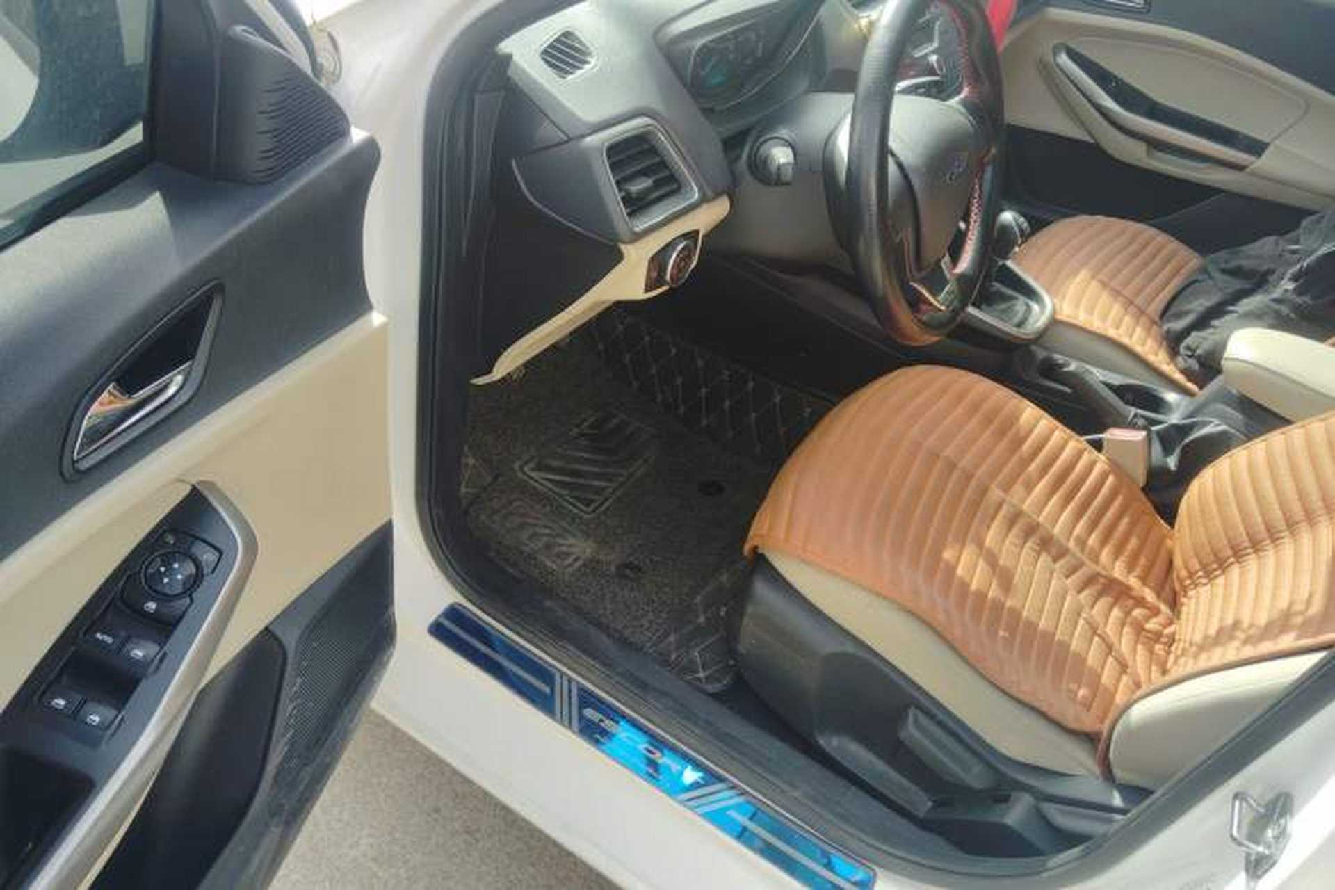 Used Ford Escort 2017 Revised Version 1.5L Manual Comfort Edition Driver Seat