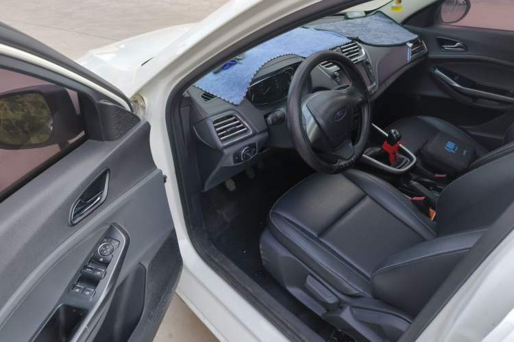 Used Ford Escort 2017 Happy Edition 1.5L Manual Fashion Model Driver Seat