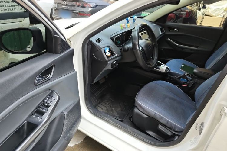 Used Ford Escort 2017 Happiness Edition 1.5L Automatic Fashion Version Driver Seat